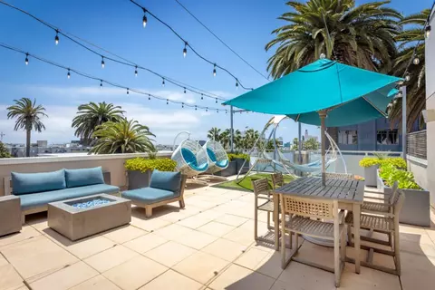 1317 7th St #A305, Santa Monica, CA 90401