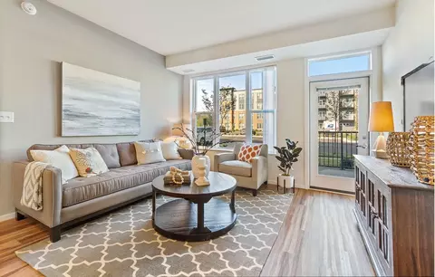 45 Butler Ave E #320, West St. Paul, MN 55118