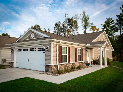 5192 Redwood Blvd #5328L, Battle Creek, MI 49015