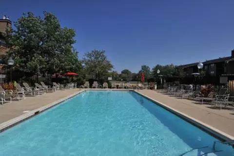 348 Glenwood Dr #306207, Bloomingdale, IL 60108