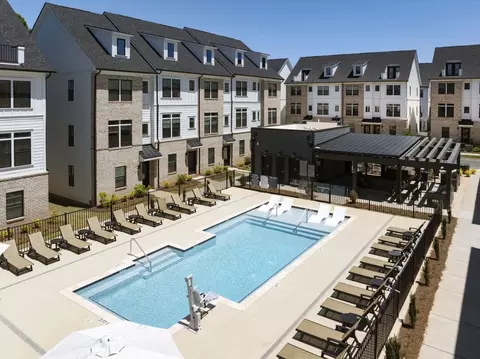 2701 Rozzelles Ferry Rd #2140, Charlotte, NC 28208