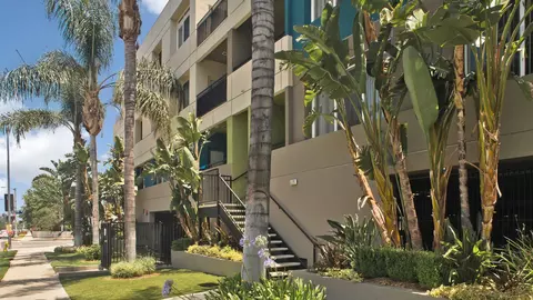 5536 Lindley Ave #125, Los Angeles, CA 91316