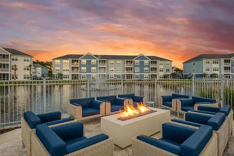 420 Salt Meadow Cir #03-305, Bradenton, FL 34208