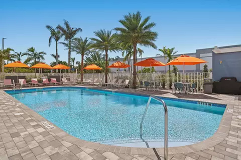 3300 Boutwell Rd #B410, Lake Worth Beach, FL 33461