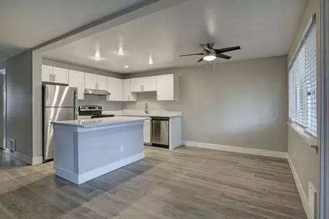1020 Central Ave N #105, Kent, WA 98031