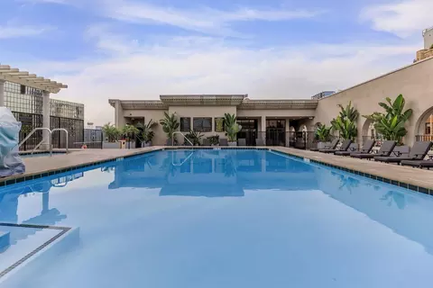 1026 S Broadway #637, Los Angeles, CA 90015