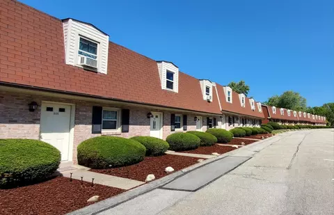 109-131 Starboard Villa Ln UNIT 323, Greensburg, PA 15601