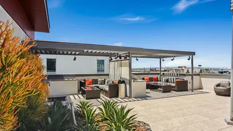 680 S Berendo St #604, Los Angeles, CA 90005