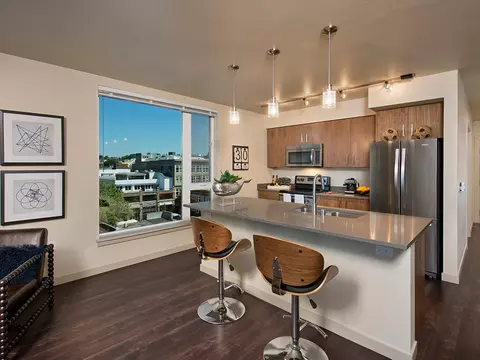 1414 10th Ave #518W, Seattle, WA 98122