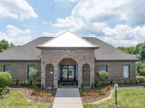 7204 Churchill Park Dr #153HW, Louisville, KY 40220