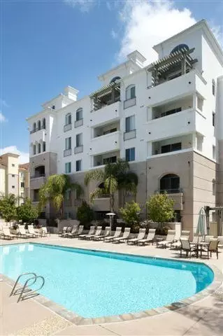 9085 University City #7402, San Diego, CA 92122