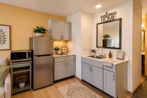 1900 Ken Pratt Blvd #2116, Longmont, CO 80501