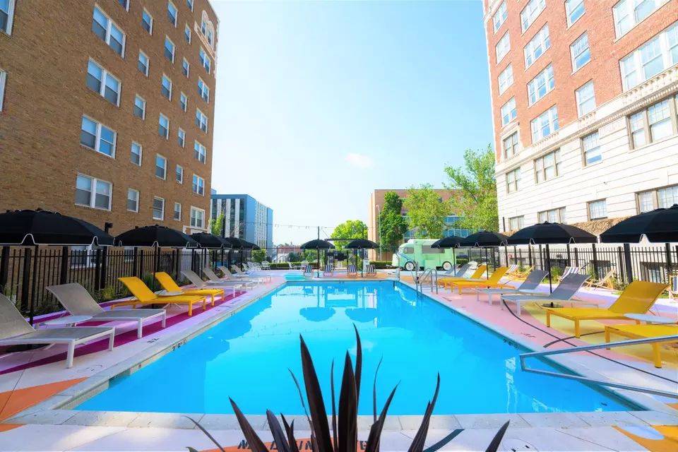  214 E Armour Blvd #611, Kansas City, MO 64111 photo 2