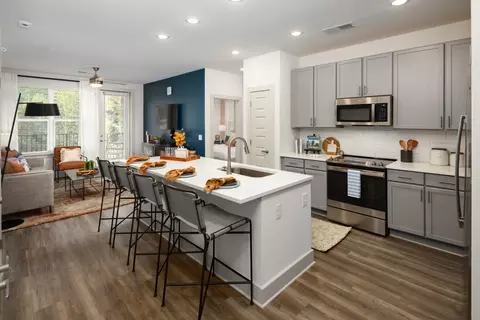 63 Caldwell Dr #07-202, Belmont, NC 28012