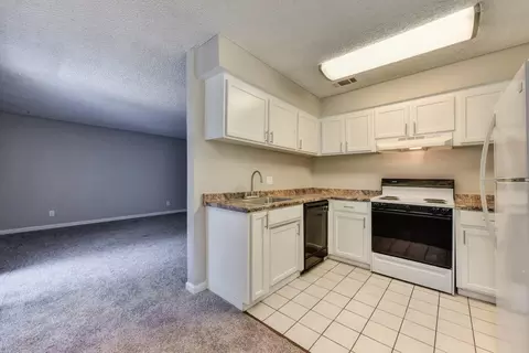 1313 Celeste Dr #030, Modesto, CA 95355 photo 40