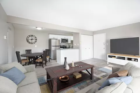 4805 Woodland #5129203, Royal Oak, MI 48073