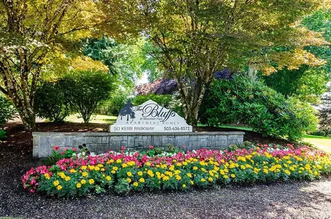 50 Kerr Pkwy #082, Lake Oswego, OR 97035