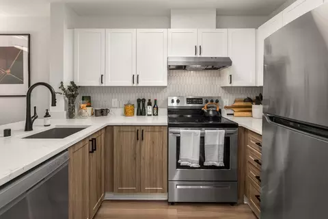 13530 Linden Ave N #110, Seattle, WA 98133