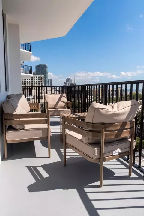 1000 1st Ave N #W-1506, Saint Petersburg, FL 33705