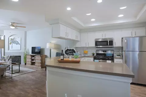 14435 S 48th St #1243, Phoenix, AZ 85044