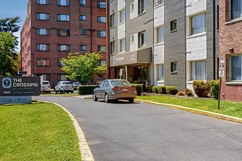 5610 54th Ave #5609-102, Riverdale Park, MD 20737