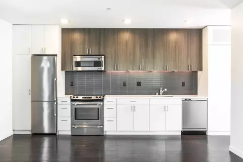 1600 E John St #213, Seattle, WA 98112