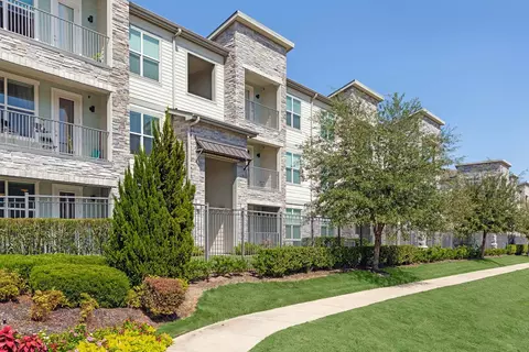 14520 Briar Forest Dr #4108, Houston, TX 77077