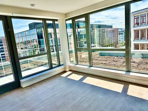 1355 17th St NW #302, Washington, DC 20036