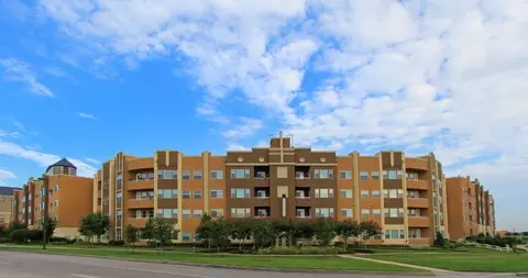 1001 Lake Carolyn Pkwy #304, Irving, TX 75039