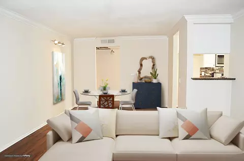 230 N Valley St #313, Burbank, CA 91505