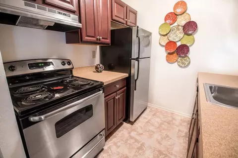 4000 Forest Creek Ln #2815, West Deptford, NJ 08066