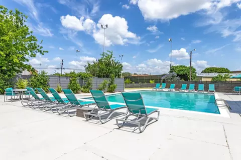 3535 Plainsman Ln #E-070, Bryan, TX 77802