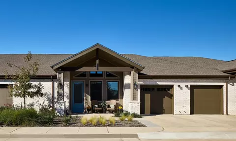 1875 Arbor Creek Dr #416, Carrollton, TX 75010