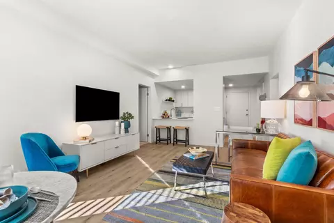 12751 N Plaza Del Rio Blvd #1221, Peoria, AZ 85381