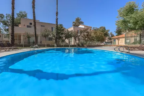 27303 Sara St #33-101, Santa Clarita, CA 91387