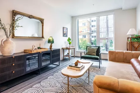 1000 E Yesler Way #807, Seattle, WA 98122