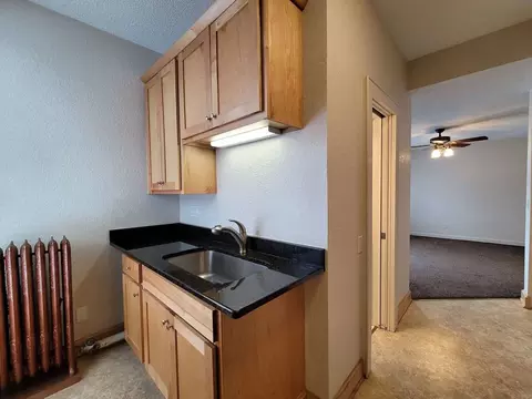 85 Victoria St S #04, Saint Paul, MN 55105