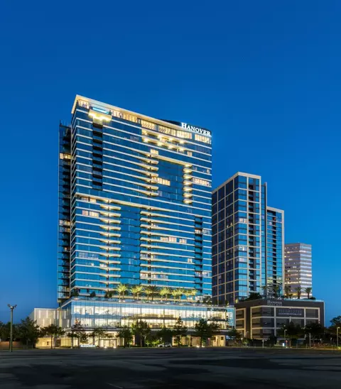 1770 S Post Oak Ln #902, Houston, TX 77056