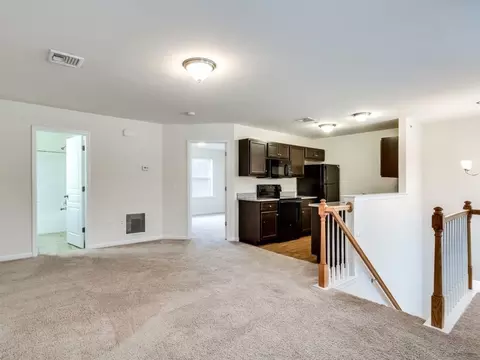 115 Erin Ct #8, New Oxford, PA 17350