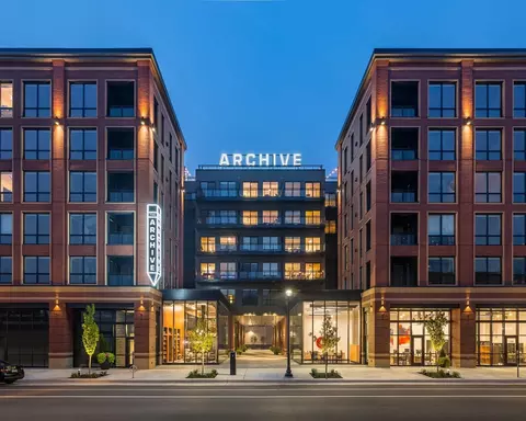110 N 1st St #132, Minneapolis, MN 55401