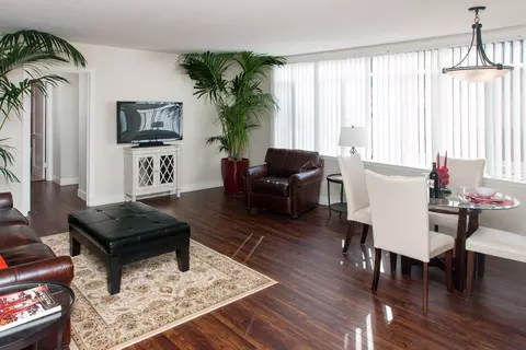 651 N El Camino Real #06-206, San Mateo, CA 94401