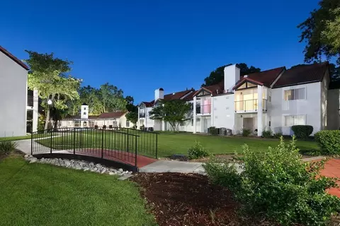 2751 Peppertree Dr #209, Fairfield, CA 94533