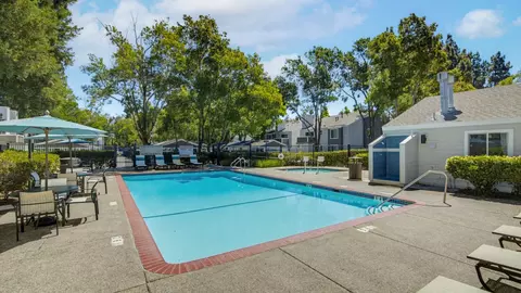 1000 Canyon Village Cir #1811, San Ramon, CA 94583