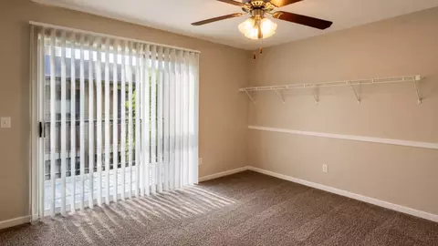 5310 Lost Forest Dr #182, Houston, TX 77092