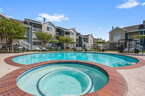 8787 Shenandoah Park Dr #902, Shenandoah, TX 77385