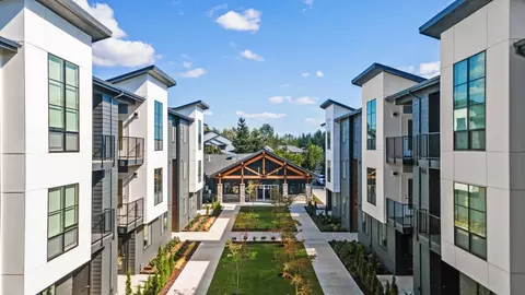 398 Stacy Allison Way #B303, Woodburn, OR 97071