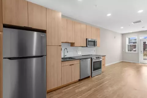 417 Callowhill St #321, Philadelphia, PA 19123