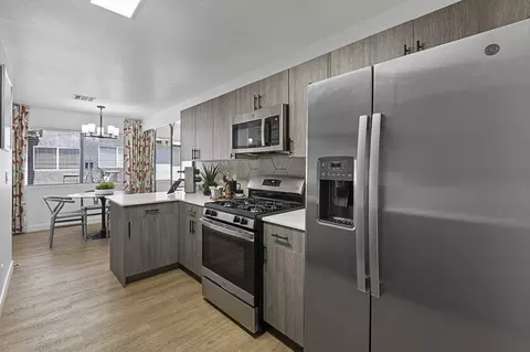 540 W Horizon Ridge Pkwy #73-01, Henderson, NV 89012