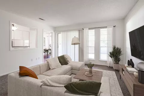 8501 Cameron Rd #112, Austin, TX 78754