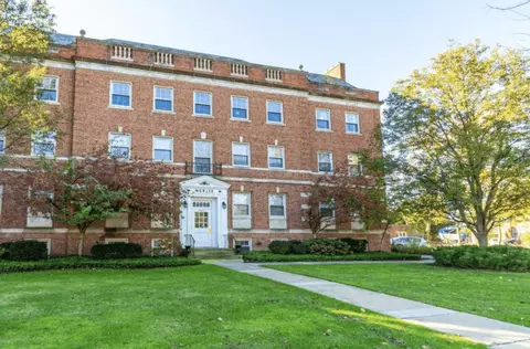 15810 Van Aken Blvd #306, Shaker Heights, OH 44120